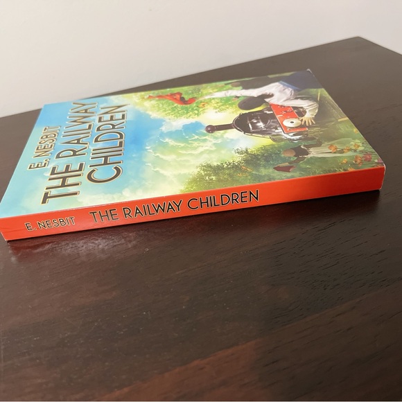 The Railway Children | Free with $15 purchase - Picture 3 of 3